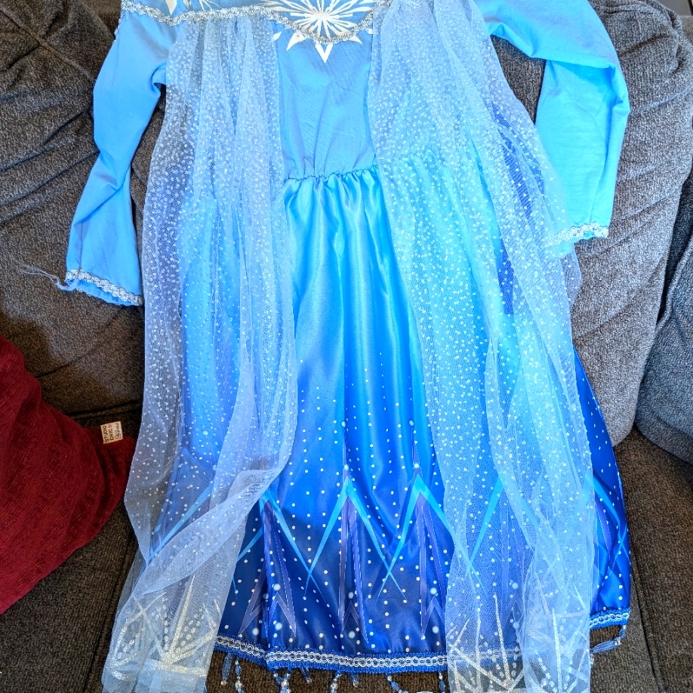Little girls princess  Elsa blue dress size 7-8